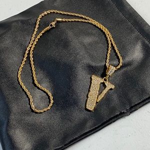 Vlone chain